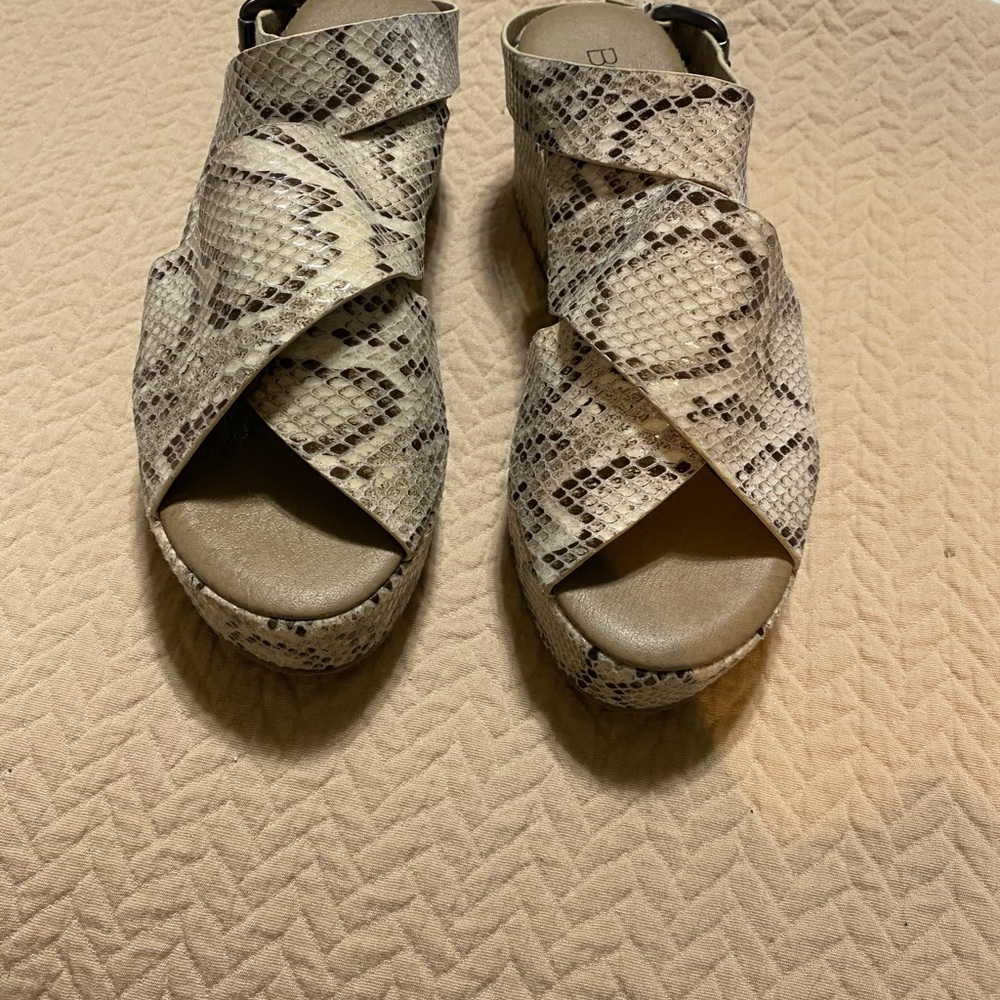 Boutique Corky Wedges